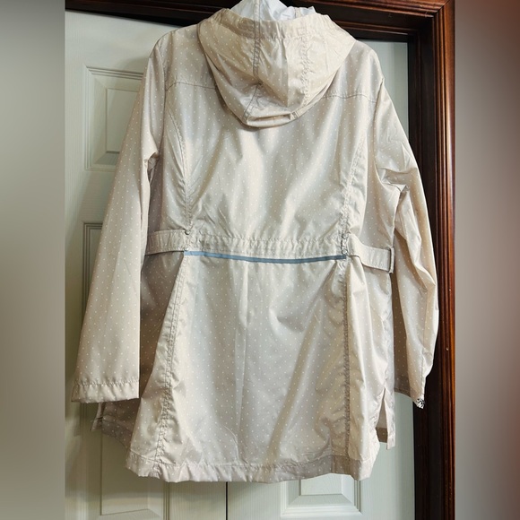 Jones New York Windbreaker and Rain Jacket. New With Tags - Picture 6 of 9